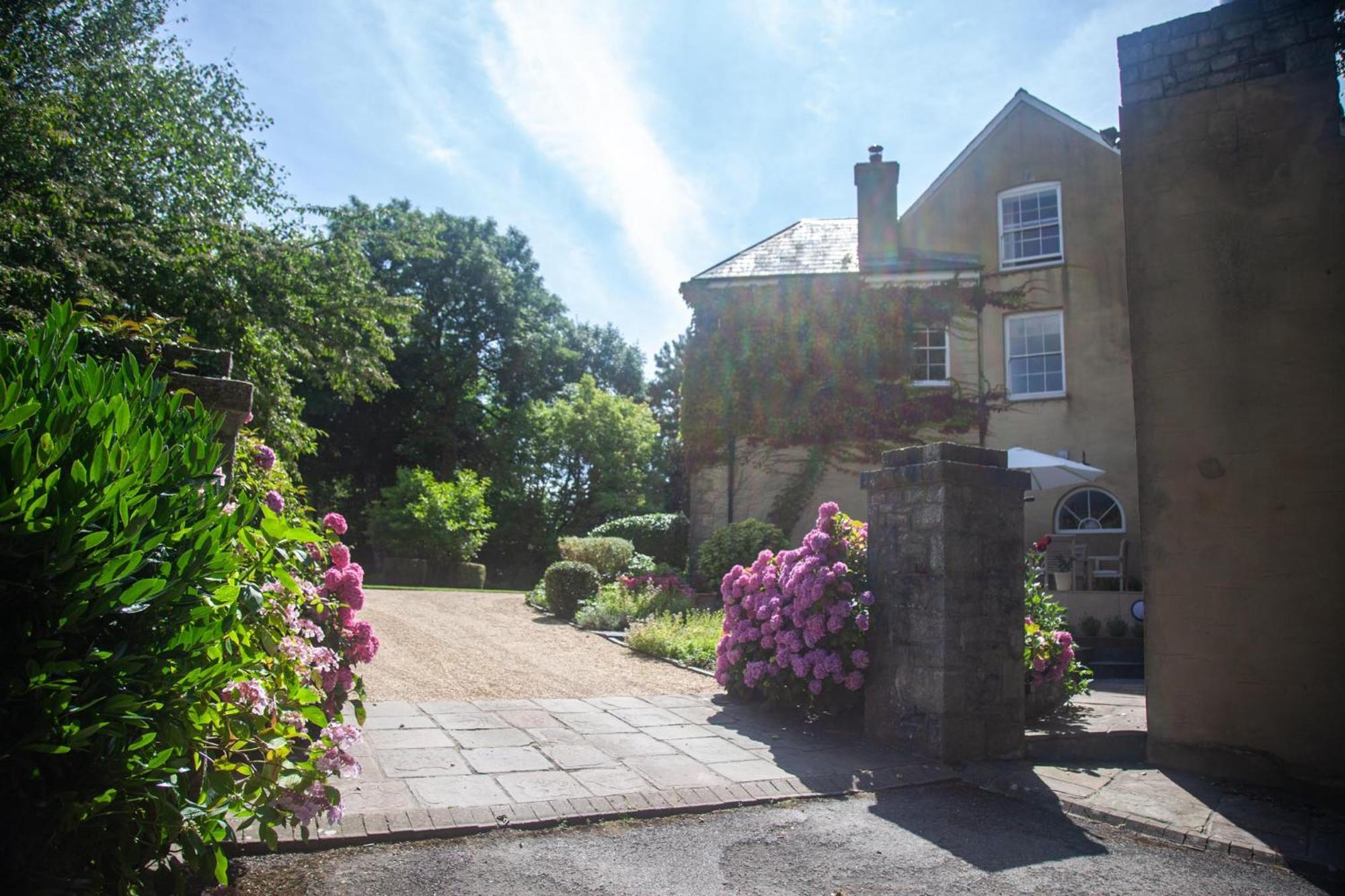 Clemenstone House B&B コウブリッジ エクステリア 写真