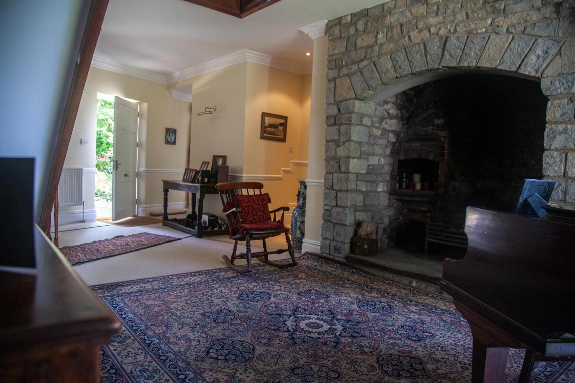 Clemenstone House B&B コウブリッジ エクステリア 写真